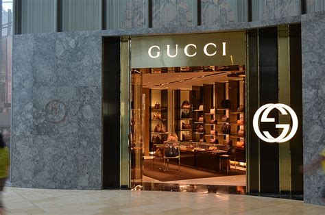 who's gucci design direcotr|Gucci history photos.